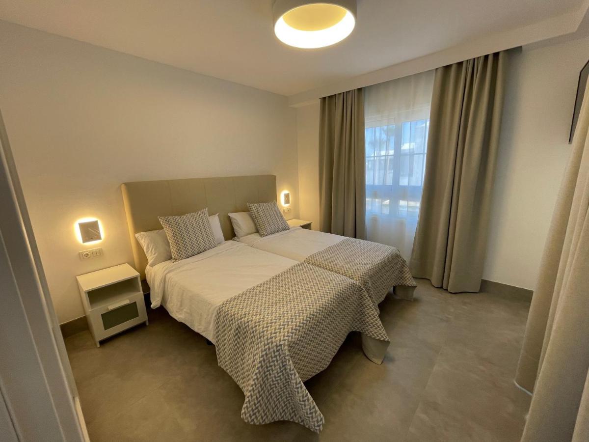 Izaro Apartamento Atico De Lujo Cerca De Playa Dorada Playa Blanca  Exterior photo