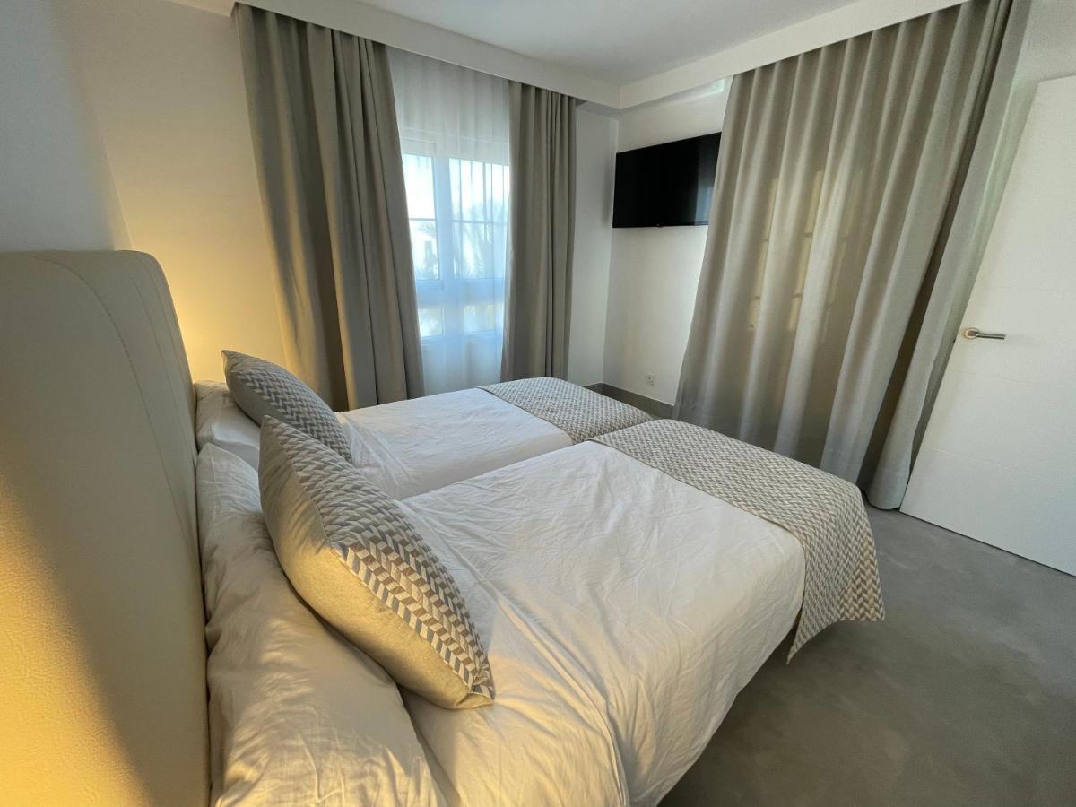 Izaro Apartamento Atico De Lujo Cerca De Playa Dorada Playa Blanca  Exterior photo