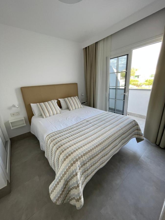 Izaro Apartamento Atico De Lujo Cerca De Playa Dorada Playa Blanca  Exterior photo